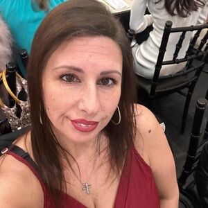 Meet your Posher, Joann